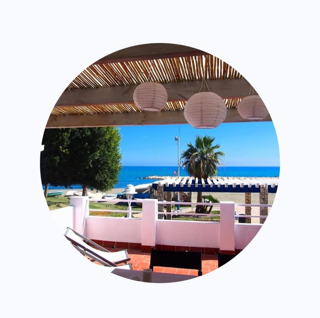 Playa 45, First Line Beach House Màlaga Exteriér fotografie